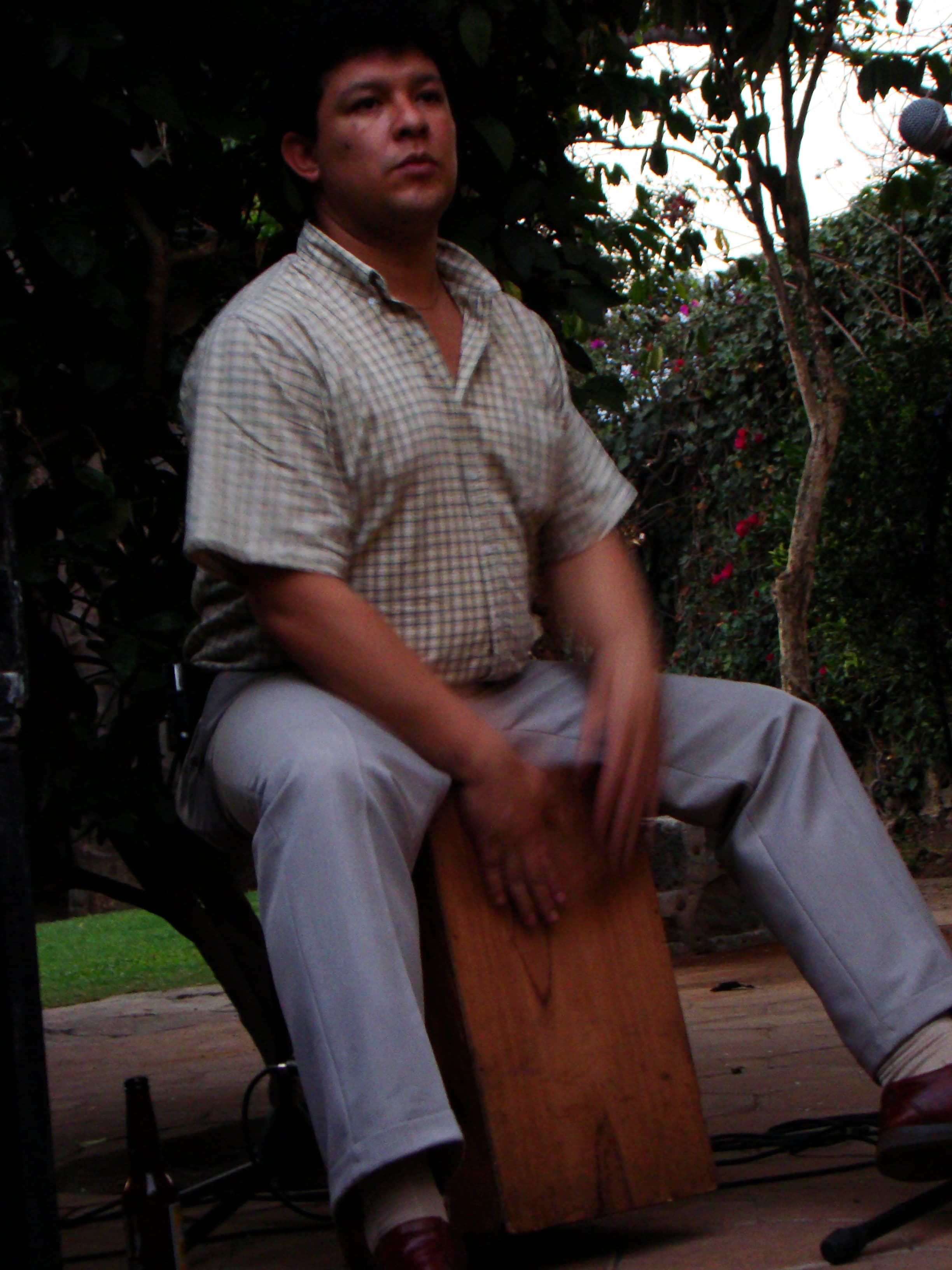 Cajón (Peruano) — archival photograph